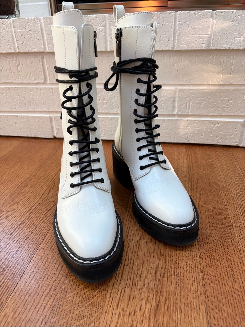 Khaite Cody Boots, white, 36.5